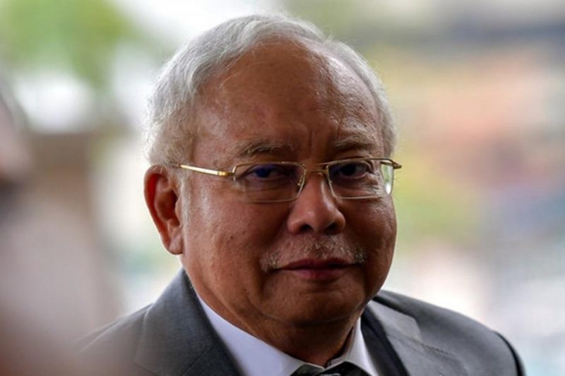 Panas! Najib koyak, label pembangkang menggila