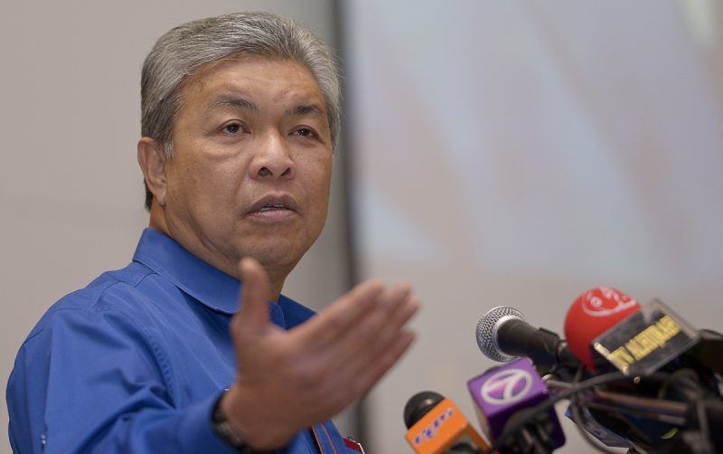 Katak politik dalam PN sentap dengan tawaran BN, kata Zahid