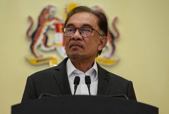 Gempar! Anwar bertindak berani, tegur Tan Sri Syed Mokhtar isu monopoli beras