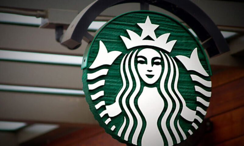 Jualan global Starbucks merosot tiga suku berturut-turut